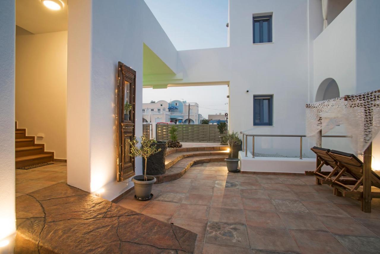 La Belle Vie - Santorini - Adults Only Apartment Kamari  Bagian luar foto