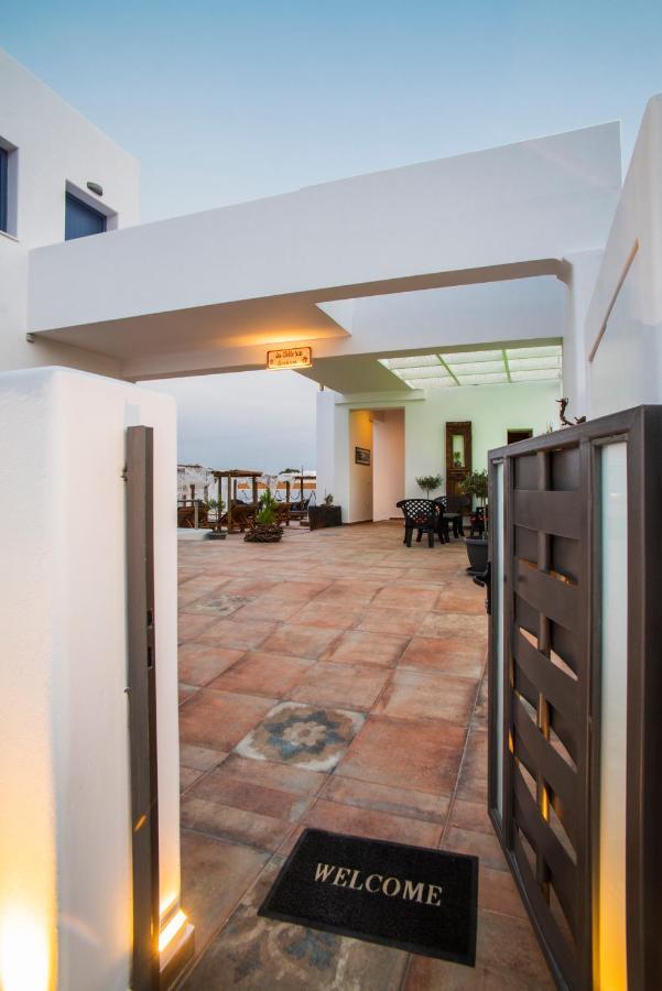 La Belle Vie - Santorini - Adults Only Apartment Kamari  Bagian luar foto