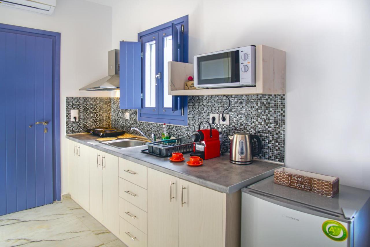 La Belle Vie - Santorini - Adults Only Apartment Kamari  Bagian luar foto